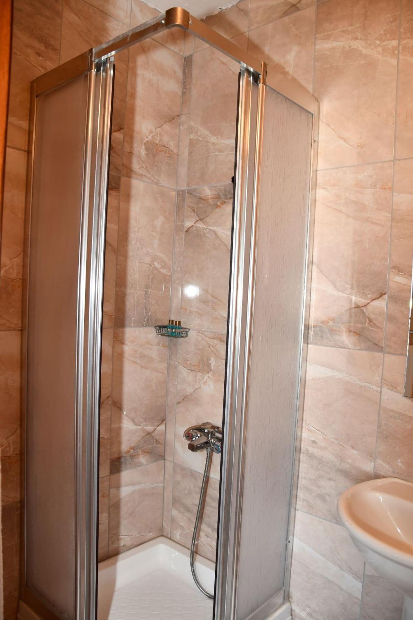 Tuzla Grand Hotel *